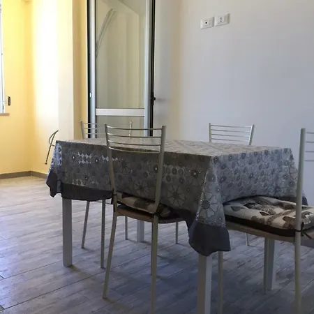 Bilocale In Riva Al Mare Apartment *