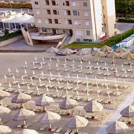 Apartment Bilocale In Riva Al Mare *