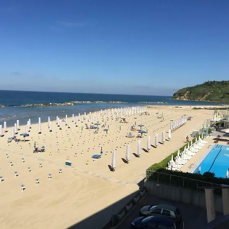 Bilocale In Riva Al Mare شقة