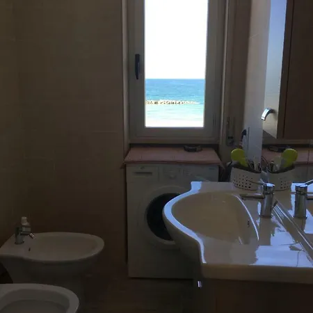 Bilocale In Riva Al Mare شقة أورتونا